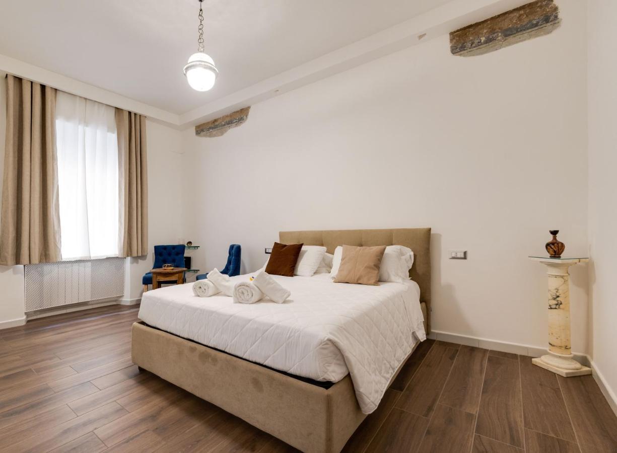 Отель Clavdia Flat Monti Рим Экстерьер фото