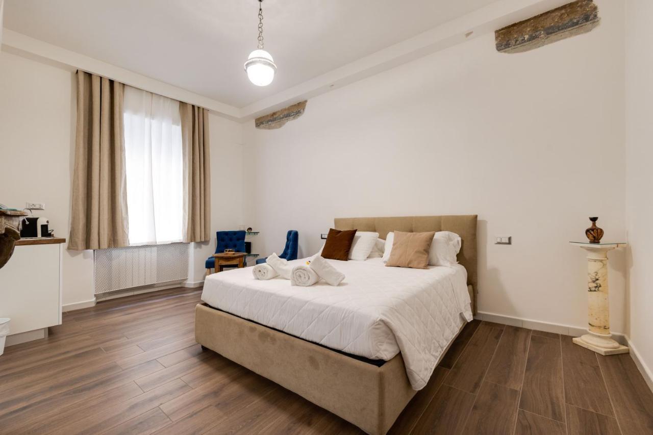Отель Clavdia Flat Monti Рим Экстерьер фото